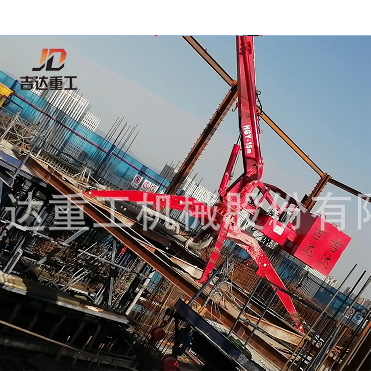 制梁場、爬模布料機05